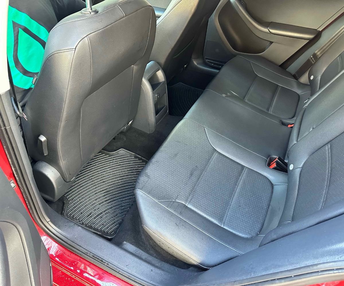 Volkswagen Jetta second back seat after detailing Gallery