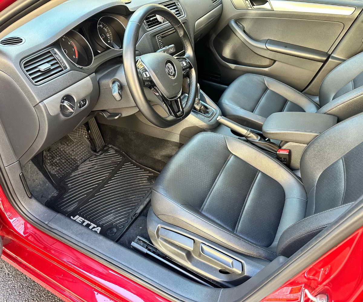 Volkswagen Jetta Driver Seat After detailing Gallery